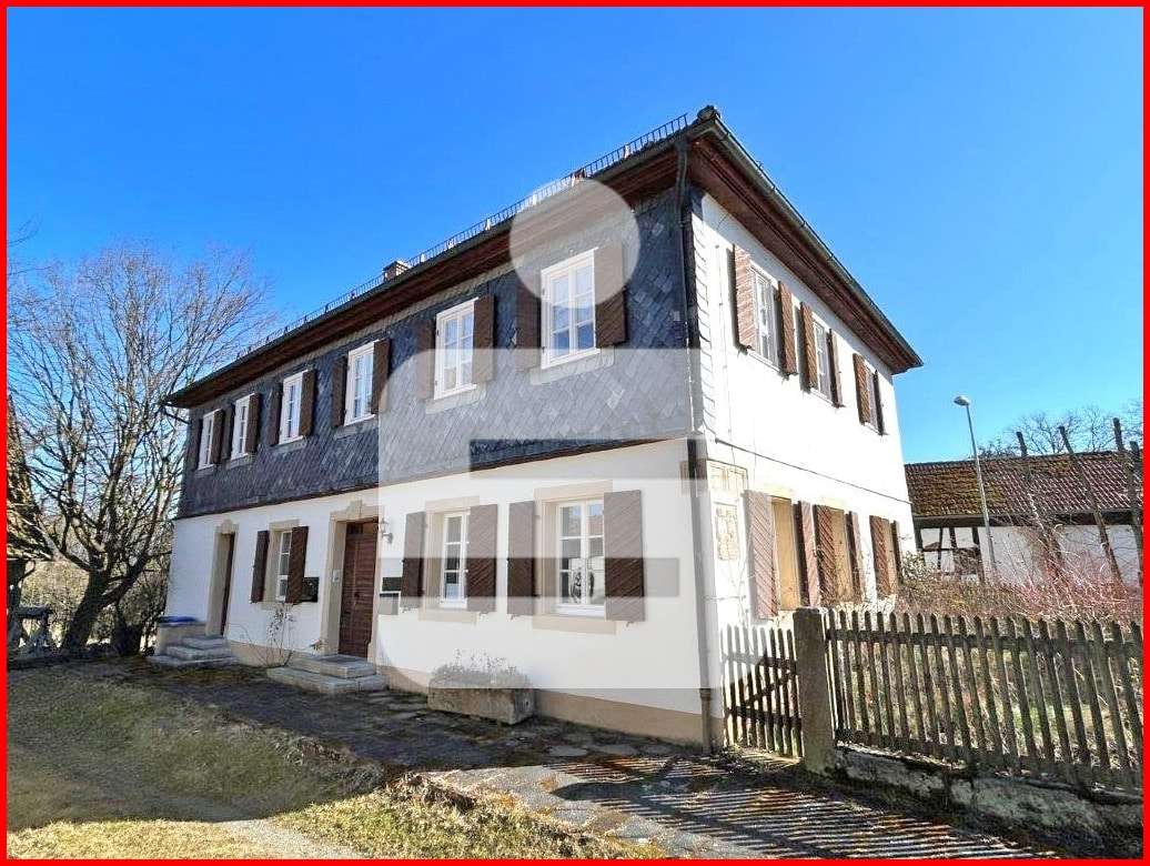 Thumbnail-Haus zum Kaufen in Mainleus 349.000,00 € 192 m²