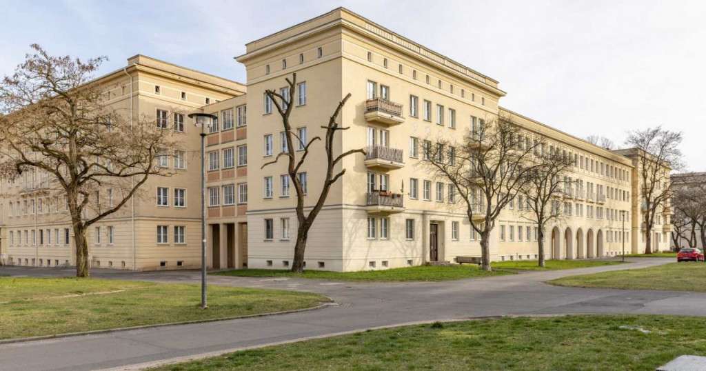 Thumbnail-Wohnung zum Mieten in Eisenhüttenstadt 386,00 € 60.22 m²
