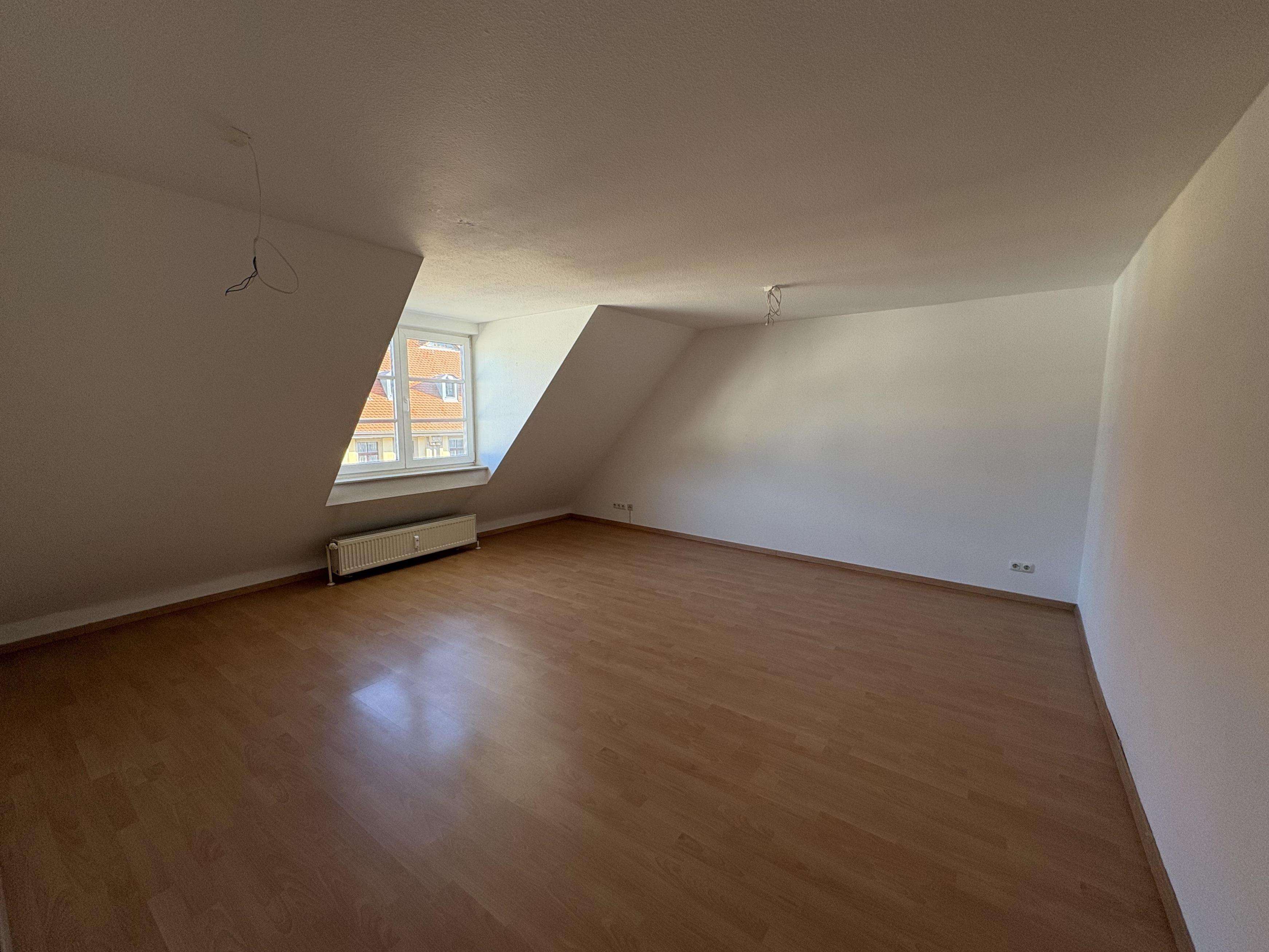 Thumbnail-Wohnung zum Mieten in Zwickau 370,00 € 60.69 m²