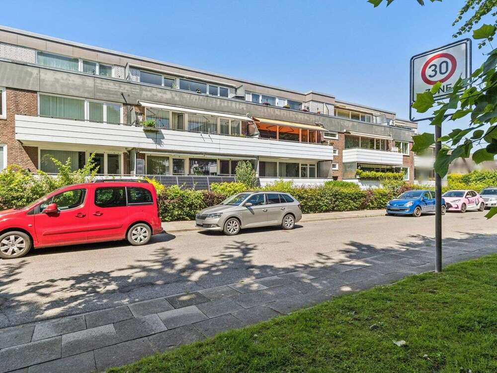 Thumbnail-Wohnung zum Kaufen in Hamburg 285.000,00 € 99 m²