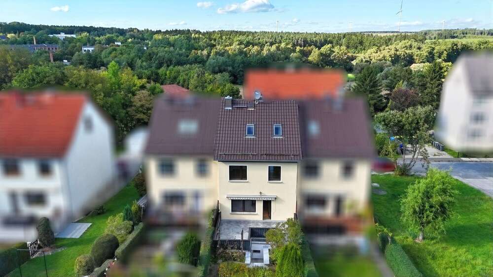 Thumbnail-Haus zum Kaufen in Auma-Weidatal 149.000,00 € 135 m²