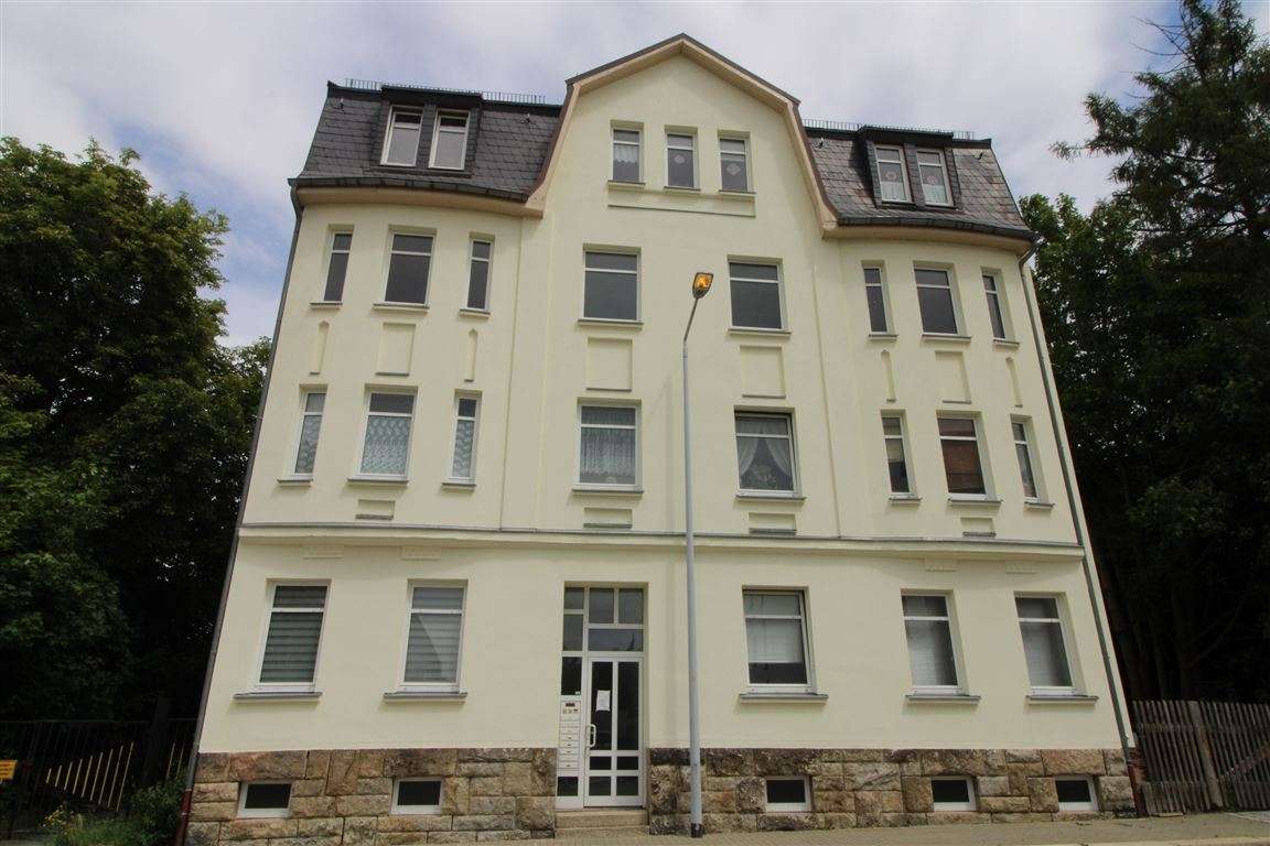 Thumbnail-Wohnung zum Mieten in Reichenbach , Vogtl 700,00 € 130 m²