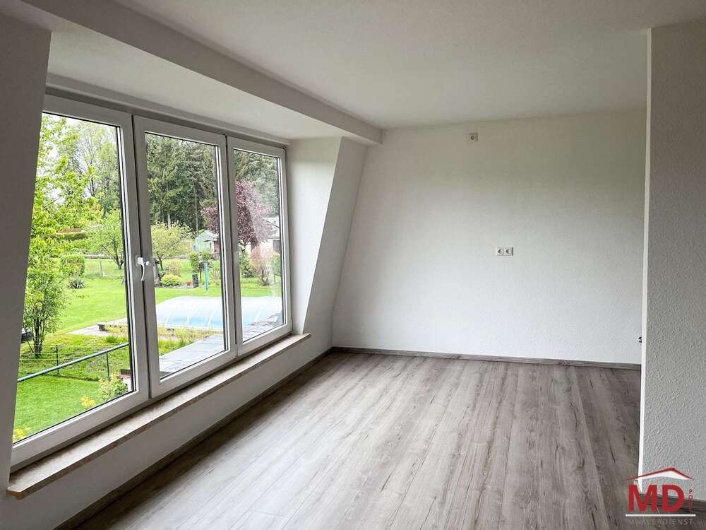 Thumbnail-Wohnung zum Mieten in Lugau 816,00 € 96 m²