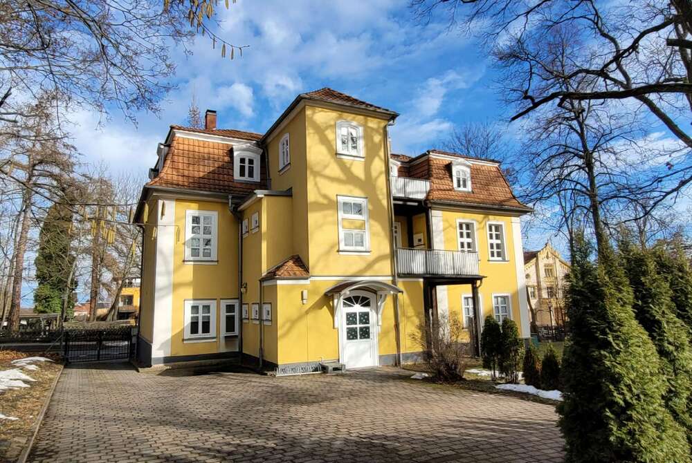 Thumbnail-Wohnung zum Mieten in Gotha 1.200,00 € 152 m²