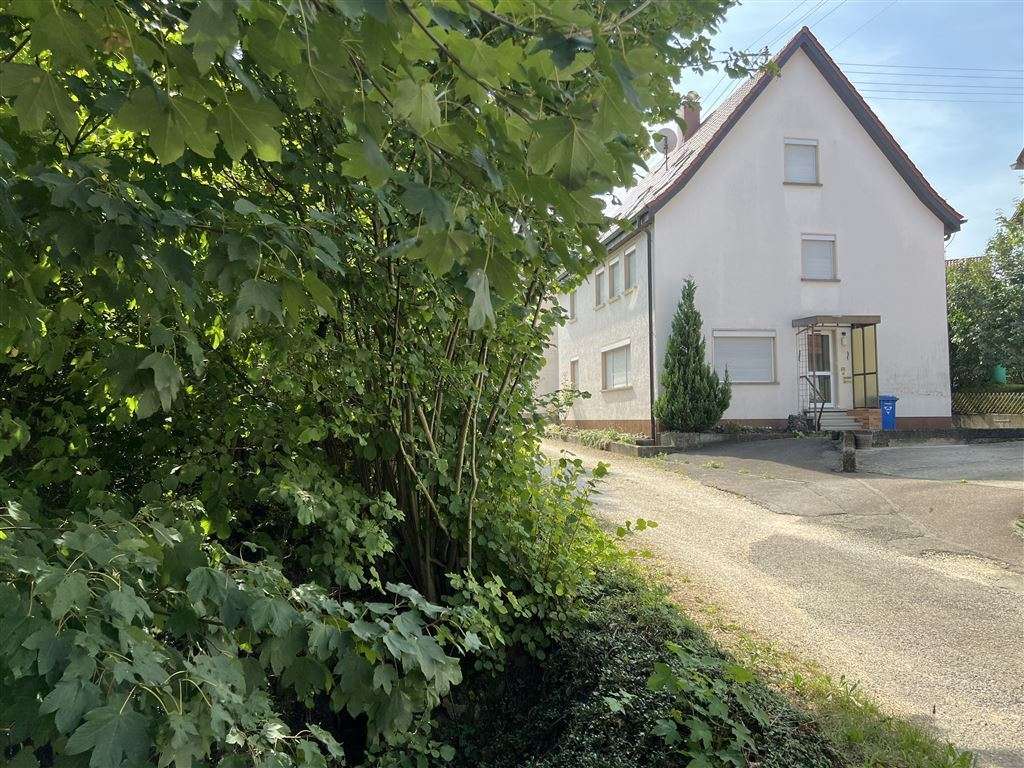 Thumbnail-Haus zum Kaufen in Schwäbisch Gmünd 279.000,00 € 189 m²