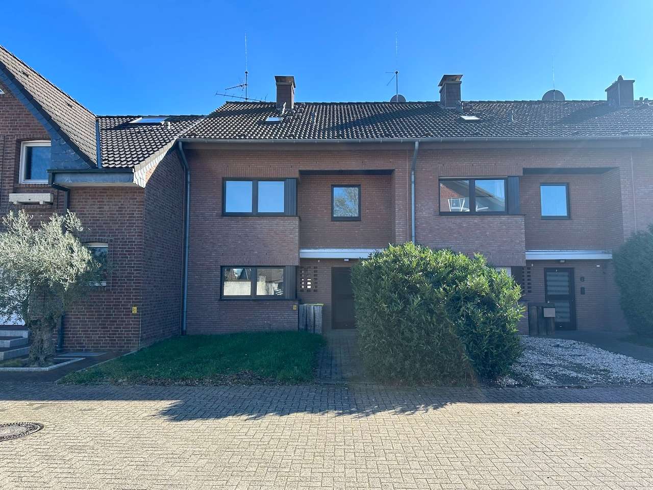 Thumbnail-Haus zum Kaufen in Neuss 579.000,00 € 162 m²