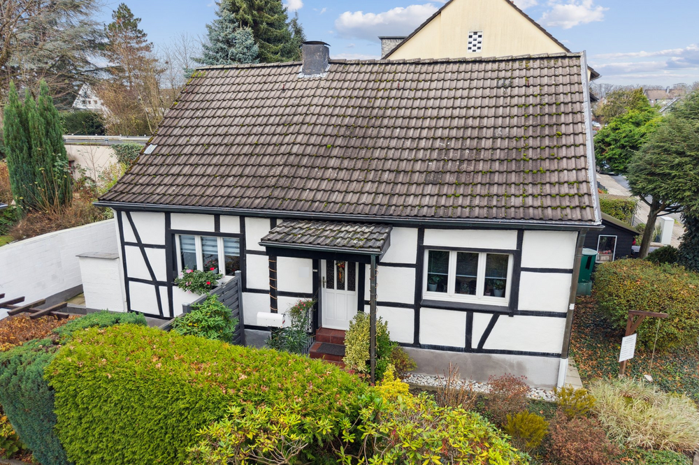 Thumbnail-Haus zum Kaufen in Essen 375.000,00 € 102 m²