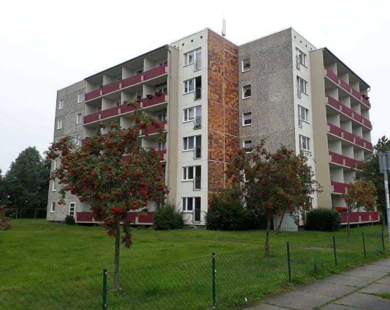 Thumbnail-Wohnung zum Mieten in Stralsund 237,36 € 29.67 m²