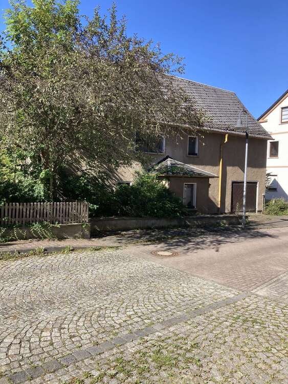 Thumbnail-Haus zum Kaufen in Berga-Wünschendorf 49.000,00 € 190 m²