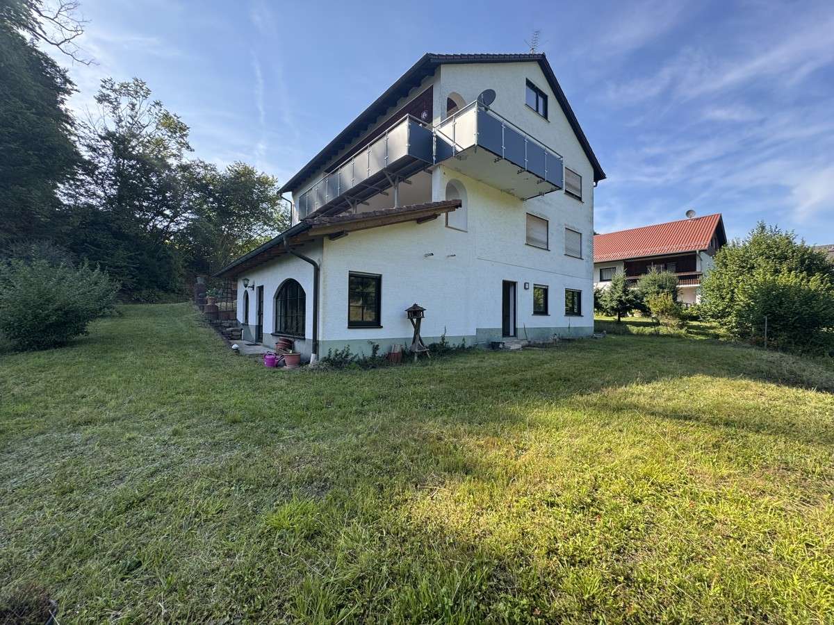 Thumbnail-Wohnung zum Mieten in Heppenheim (Bergstraße) Ober Hambach 1.000,00 € 90 m²