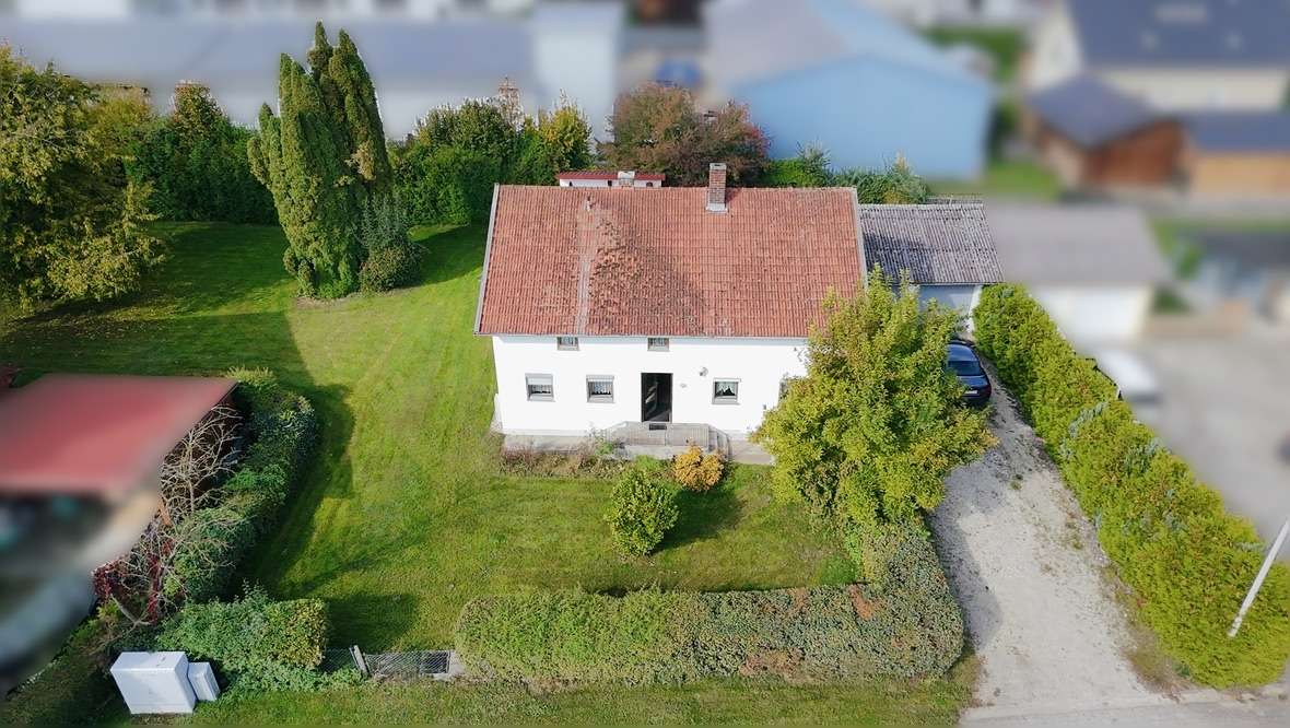 Thumbnail-Haus zum Kaufen in Eichendorf 199.000,00 € 136 m²