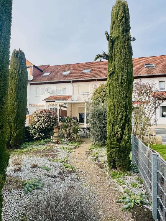 Thumbnail-Haus zum Kaufen in Landau 439.000,00 € 132 m²