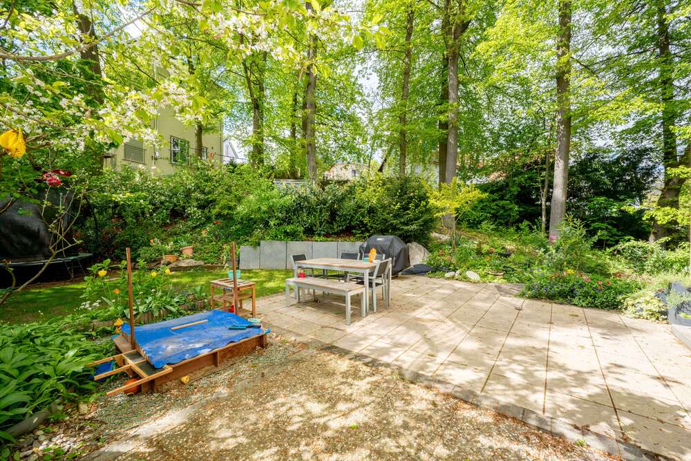 Thumbnail-Haus zum Mieten in Königstein im Taunus 2.800,00 € 160 m²