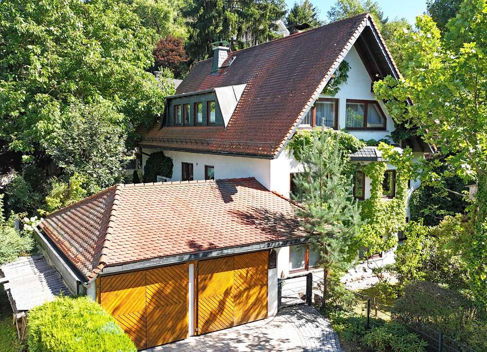 Thumbnail-Haus zum Kaufen in Schmitten im Taunus 598.000,00 € 217 m²