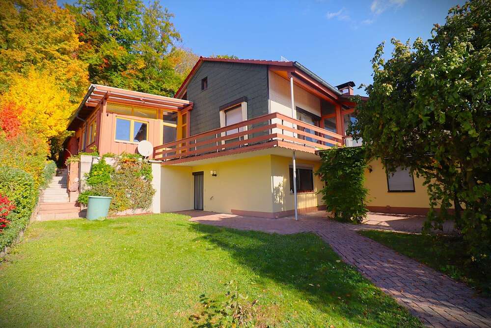 Thumbnail-Haus zum Kaufen in Grub am Forst 480.000,00 € 270 m²