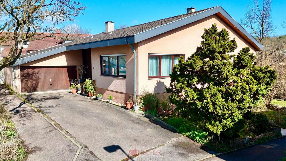 Thumbnail-Haus zum Kaufen in Oberriexingen 598.000,00 € 262 m²