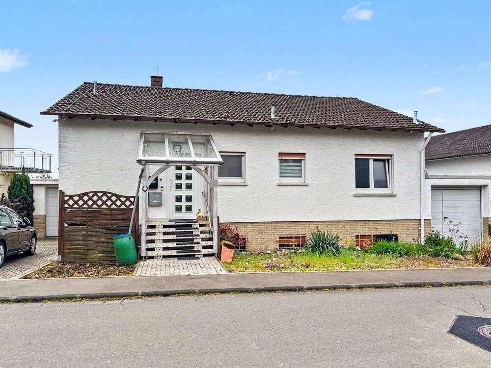 Thumbnail-Haus zum Kaufen in Wettenberg 549.000,00 € 256 m²