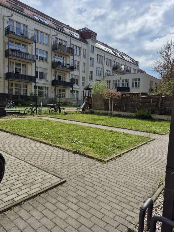 Thumbnail-Wohnung zum Kaufen in Reudnitz-Thonberg 249.000,00 € 76.83 m²