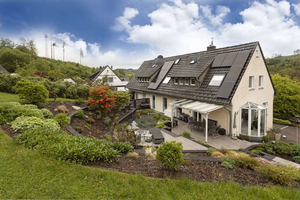 Thumbnail-Haus zum Kaufen in Lüdenscheid-Brügge 420.000,00 € 119 m²