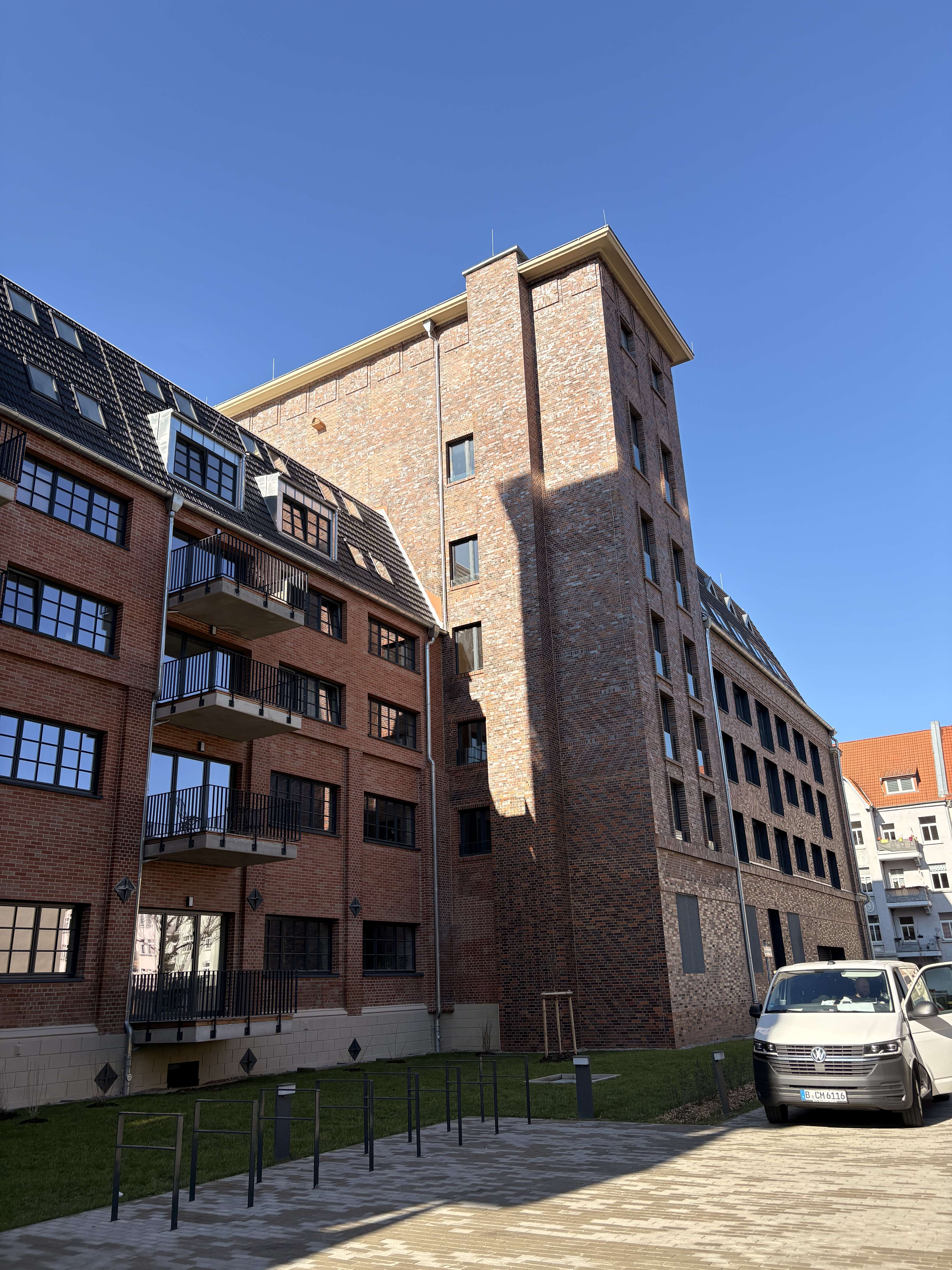 Thumbnail-Wohnung zum Mieten in Erfurt 1.175,01 € 98.74 m²