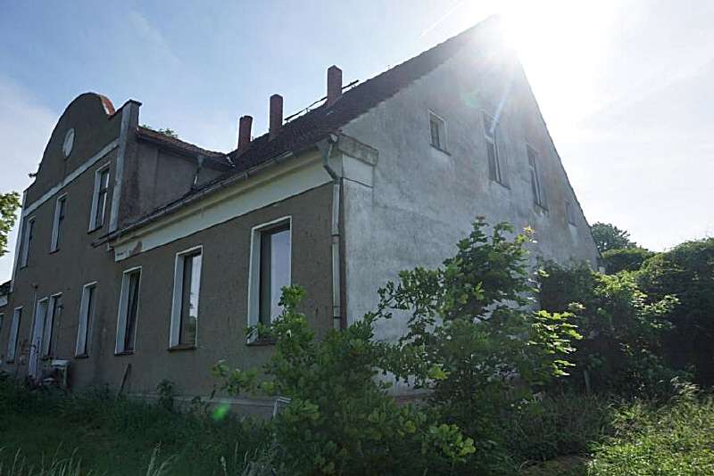 Thumbnail-Haus zum Kaufen in Loitz 66.000,00 € 400 m²