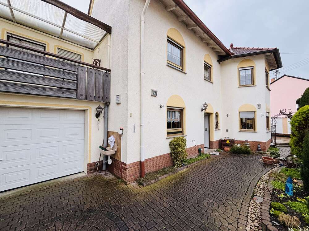 Thumbnail-Haus zum Kaufen in Ludwigshafen am Rhein 499.000,00 € 185 m²