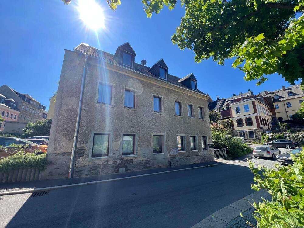 Thumbnail-Haus zum Kaufen in Annaberg-Buchholz 135.000,00 € 146 m²