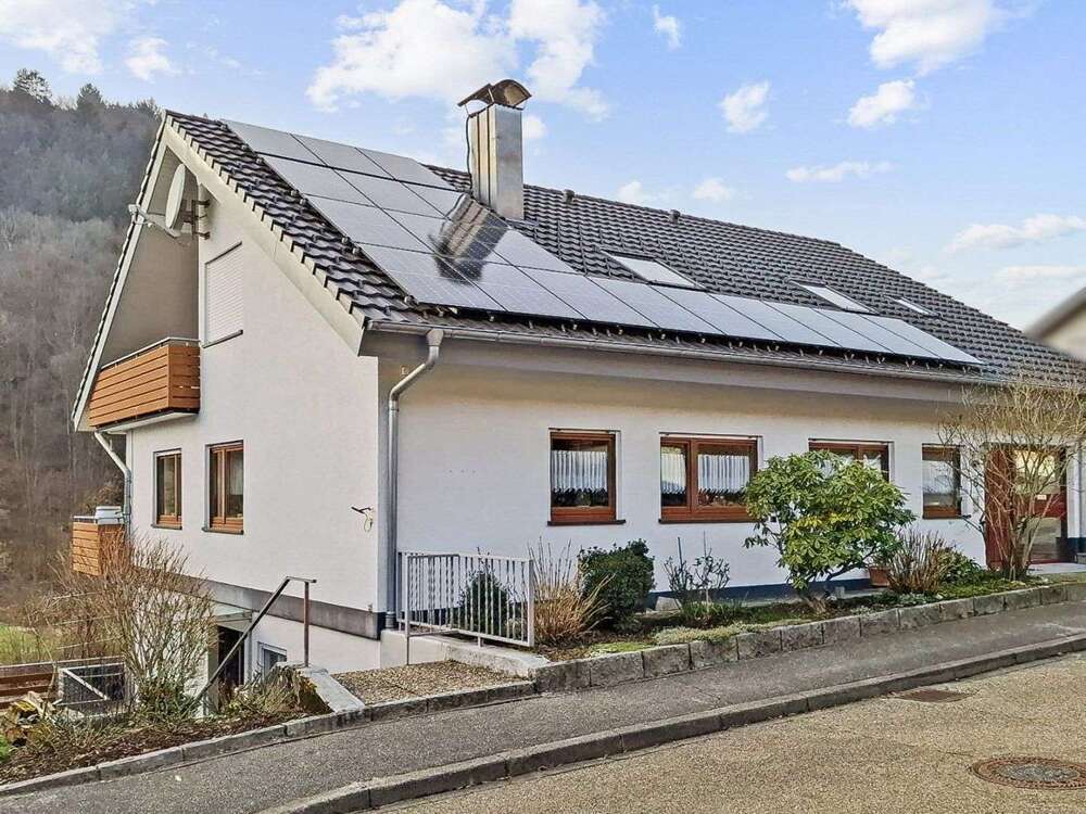 Thumbnail-Haus zum Kaufen in Ottenhöfen im Schwarzwald 429.000,00 € 245 m²
