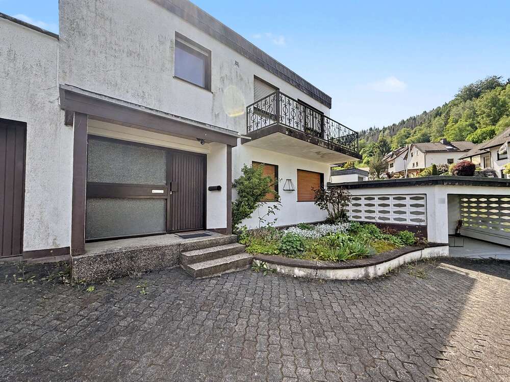 Thumbnail-Haus zum Kaufen in Werdohl 165.000,00 € 117 m²