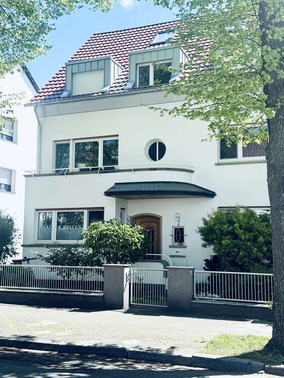 Thumbnail-Haus zum Kaufen in Mannheim 1.150.000,00 € 329 m²