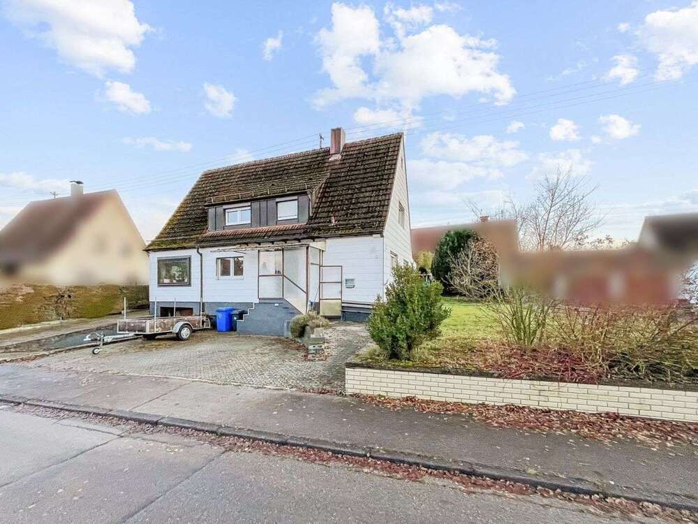 Thumbnail-Haus zum Kaufen in EllwangenKellerhaus 345.000,00 € 166 m²