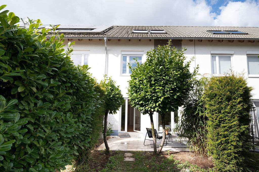 Thumbnail-Haus zum Kaufen in Frankfurt am Main 726.000,00 € 156 m²