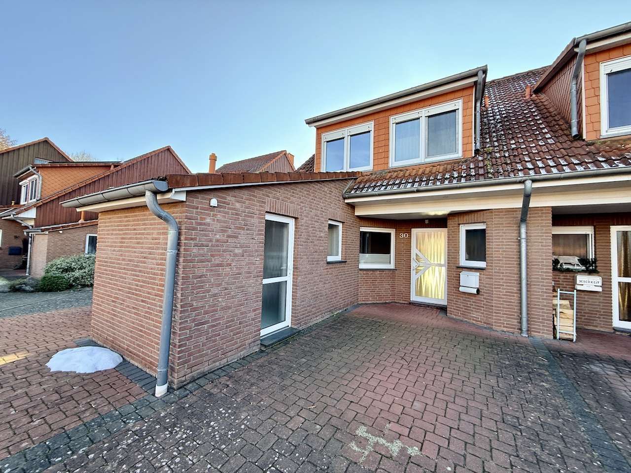 Thumbnail-Haus zum Kaufen in Neustadt am Rübenberge 419.000,00 € 144 m²