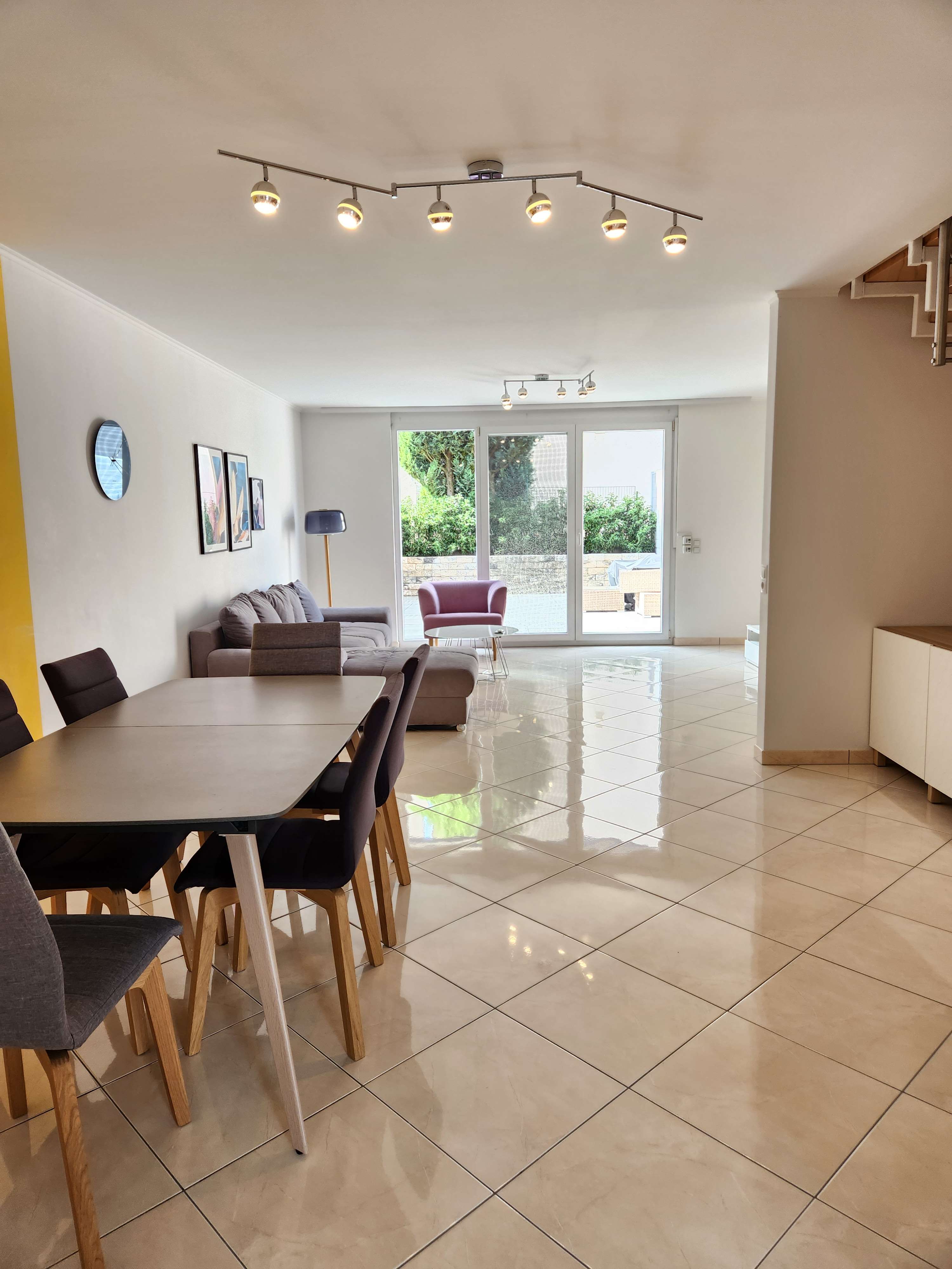 Thumbnail-Haus zum Mieten in Bad Vilbel 2.800,00 € 136 m²