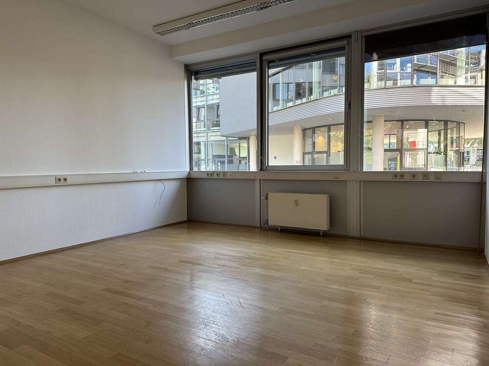 Thumbnail-Büro in Aachen 1.864,20 € 172 m²