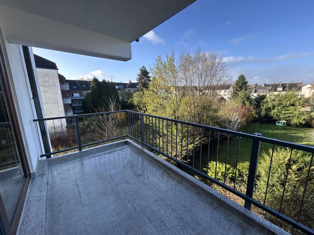 Thumbnail-Wohnung zum Mieten in Essen 850,00 € 82.15 m²