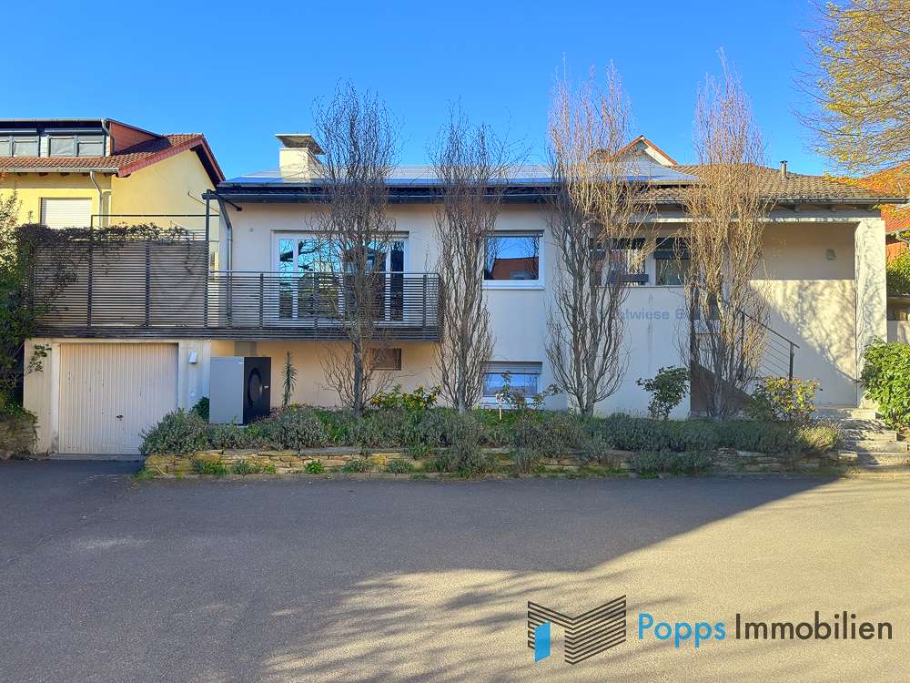 Thumbnail-Haus zum Kaufen in Kelkheim (Taunus) 690.000,00 € 196 m²