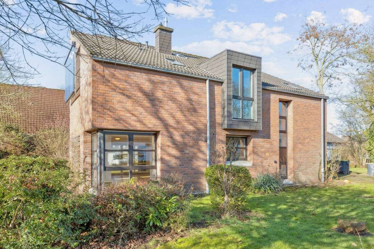 Thumbnail-Haus zum Kaufen in Grevenbroich Neukirchen 590.000,00 € 182.19 m²