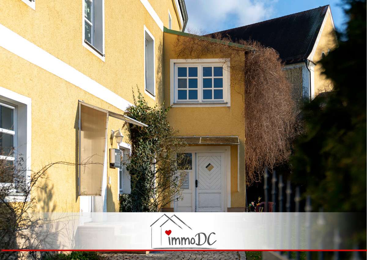 Thumbnail-Wohnung zum Kaufen in Maxhütte-Haidhof Leonberg 195.000,00 € 76 m²