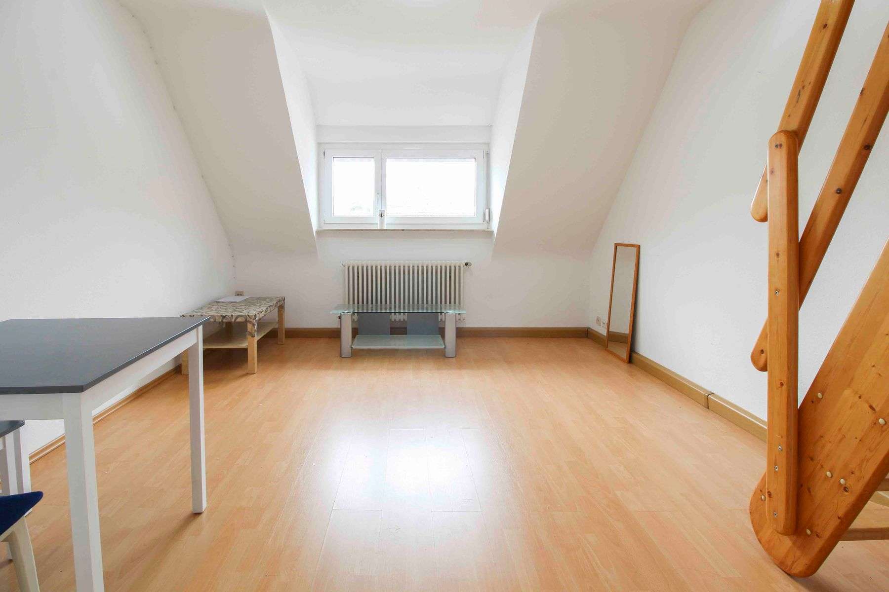 Thumbnail-Wohnung zum Kaufen in Stuttgart 160.000,00 € 28.25 m²