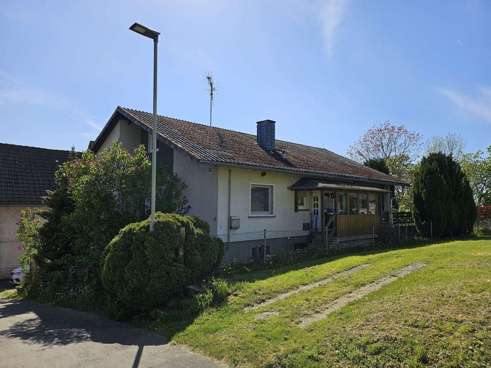 Thumbnail-Haus zum Kaufen in Einartshausen 150.000,00 € 277 m²