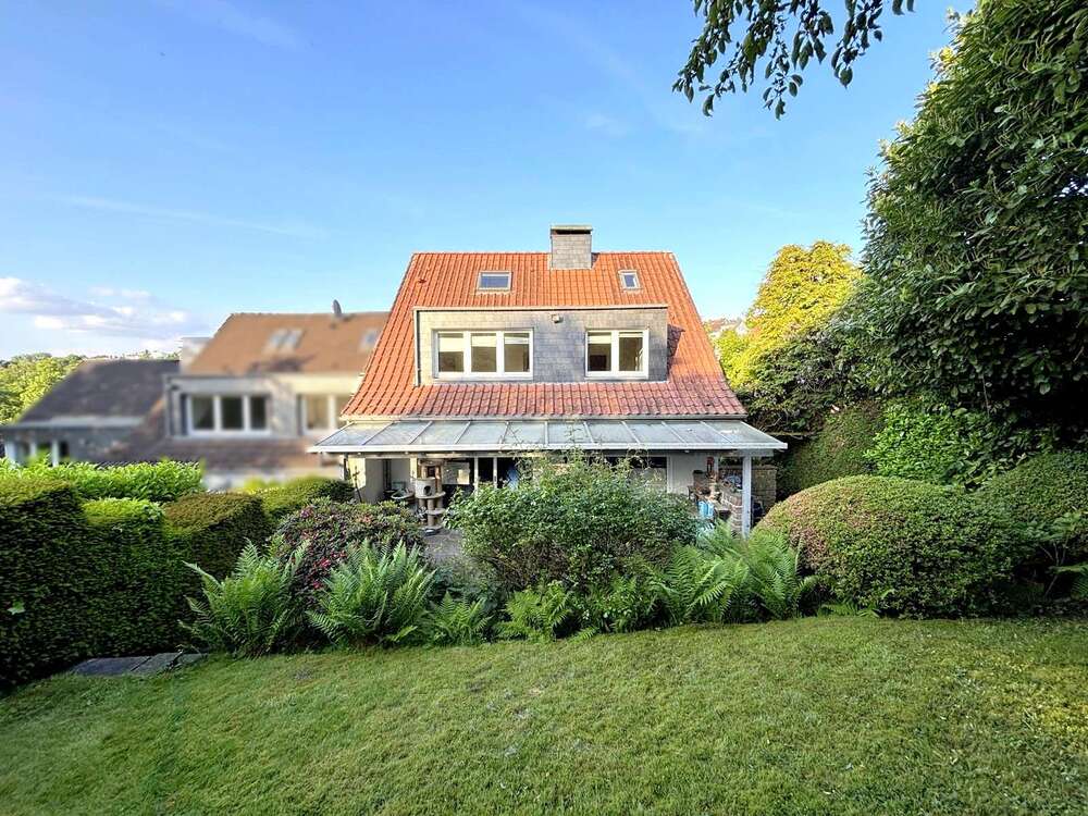 Thumbnail-Haus zum Kaufen in Essen 699.000,00 € 190 m²