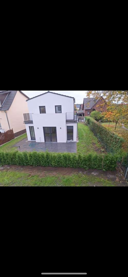 Thumbnail-Haus zum Mieten in Berlin 2.750,00 € 130 m²