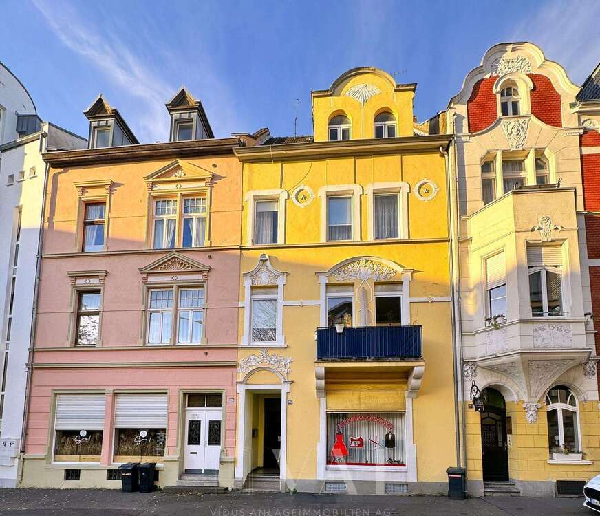 Thumbnail-Haus zum Kaufen in Bonn 650.000,00 € 220 m²