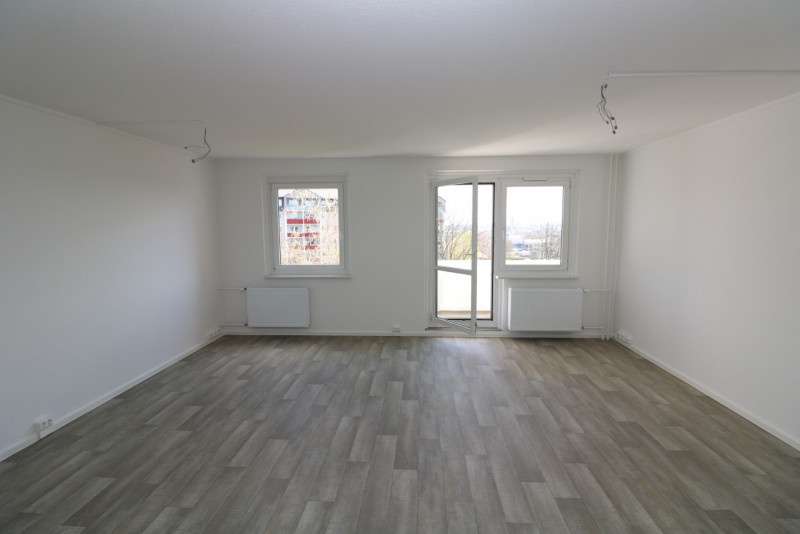 Thumbnail-Wohnung zum Mieten in Freiberg 379,00 € 53.99 m²