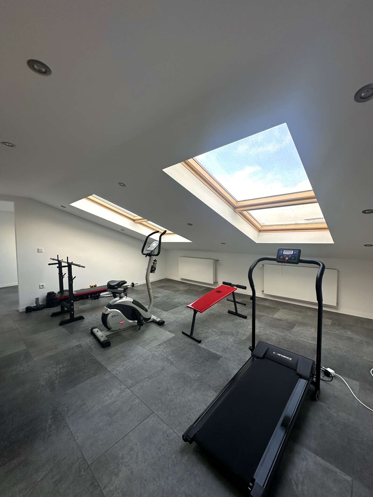 Thumbnail-Wohnung zum Mieten in Wuppertal 2.132,00 € 260 m²