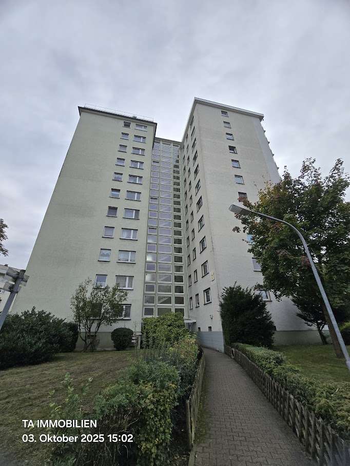 Thumbnail-Wohnung zum Kaufen in Neu - Isenburg 299.000,00 € 93 m²