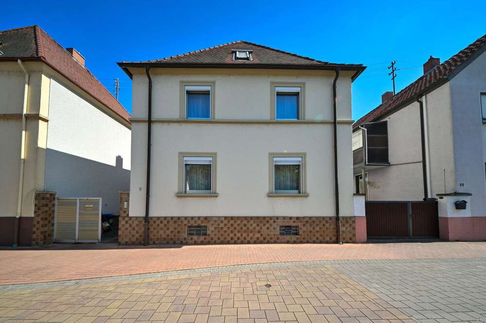 Thumbnail-Haus zum Kaufen in Böhl-Iggelheim 349.000,00 € 128 m²