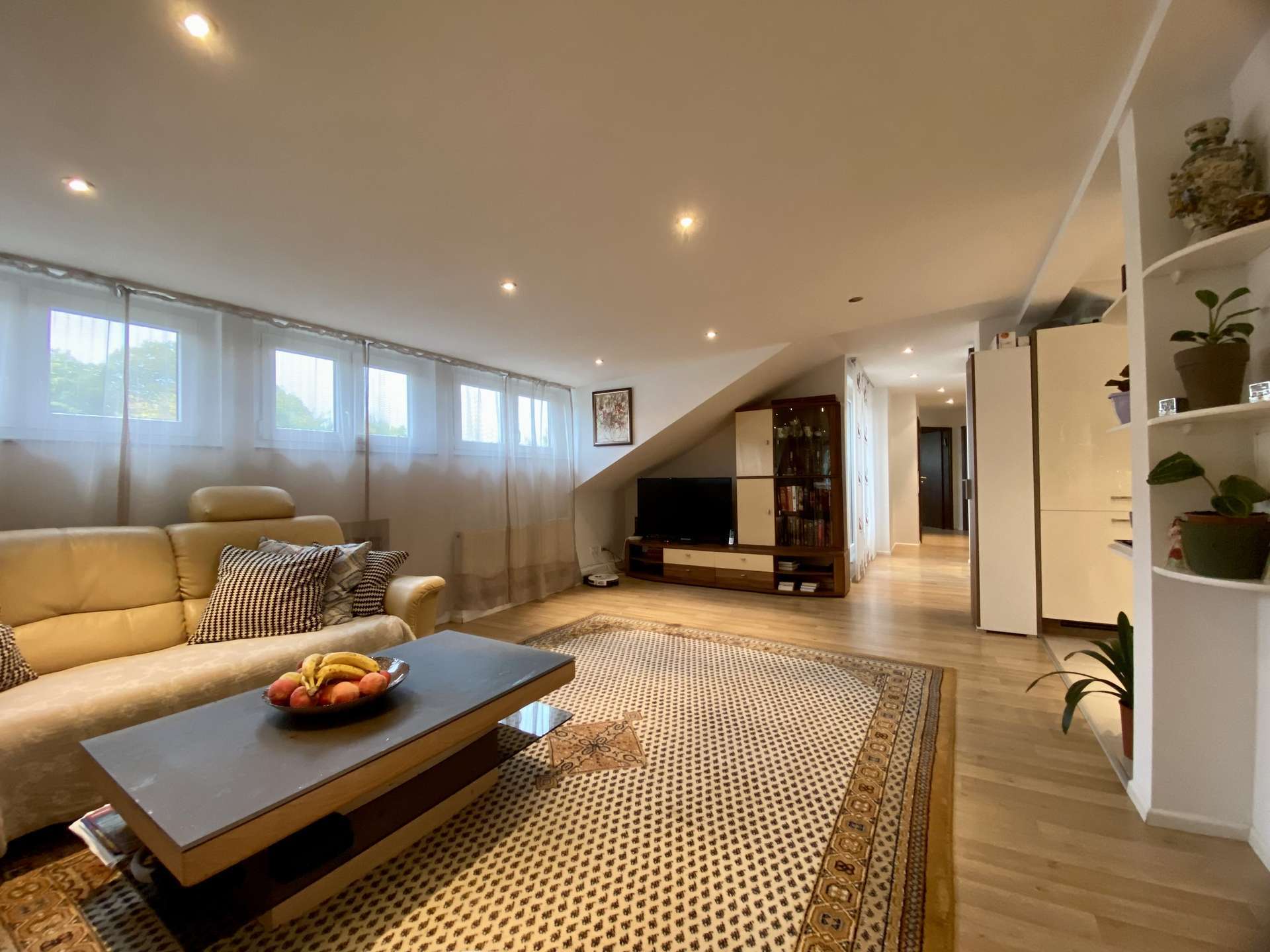 Thumbnail-Wohnung zum Kaufen in Stuttgart 498.000,00 € 85.34 m²