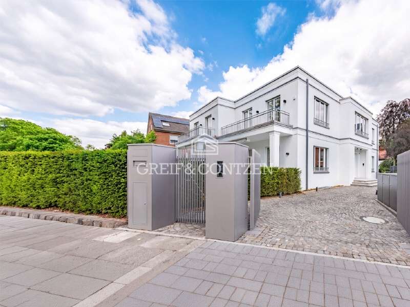 Thumbnail-Haus zum Mieten in Köln 6.250,00 € 256.21 m²